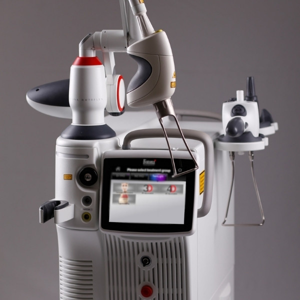 Equipamento Laser Fotona