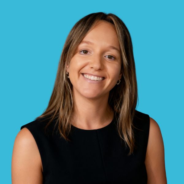 Dr.ª Marta C. Monteiro - médica responsável pelos exames médicos para obtenção dos vistos de imigração para os EUA e Austrália